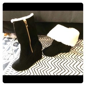 Juicy couture boots